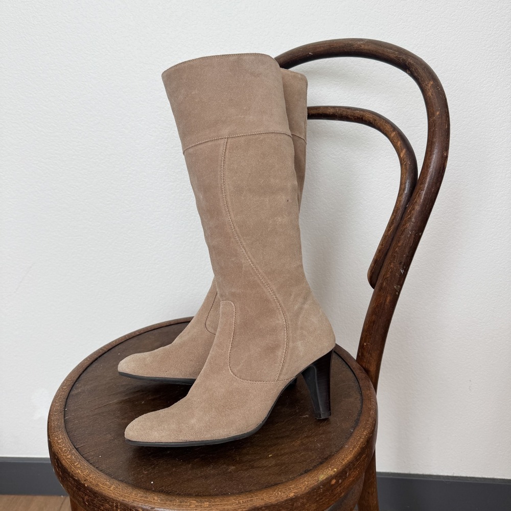 Y2K Tan Suede Knee High Heeled Boots 6.5 Stiletto Heel Zip Up Aerosoles